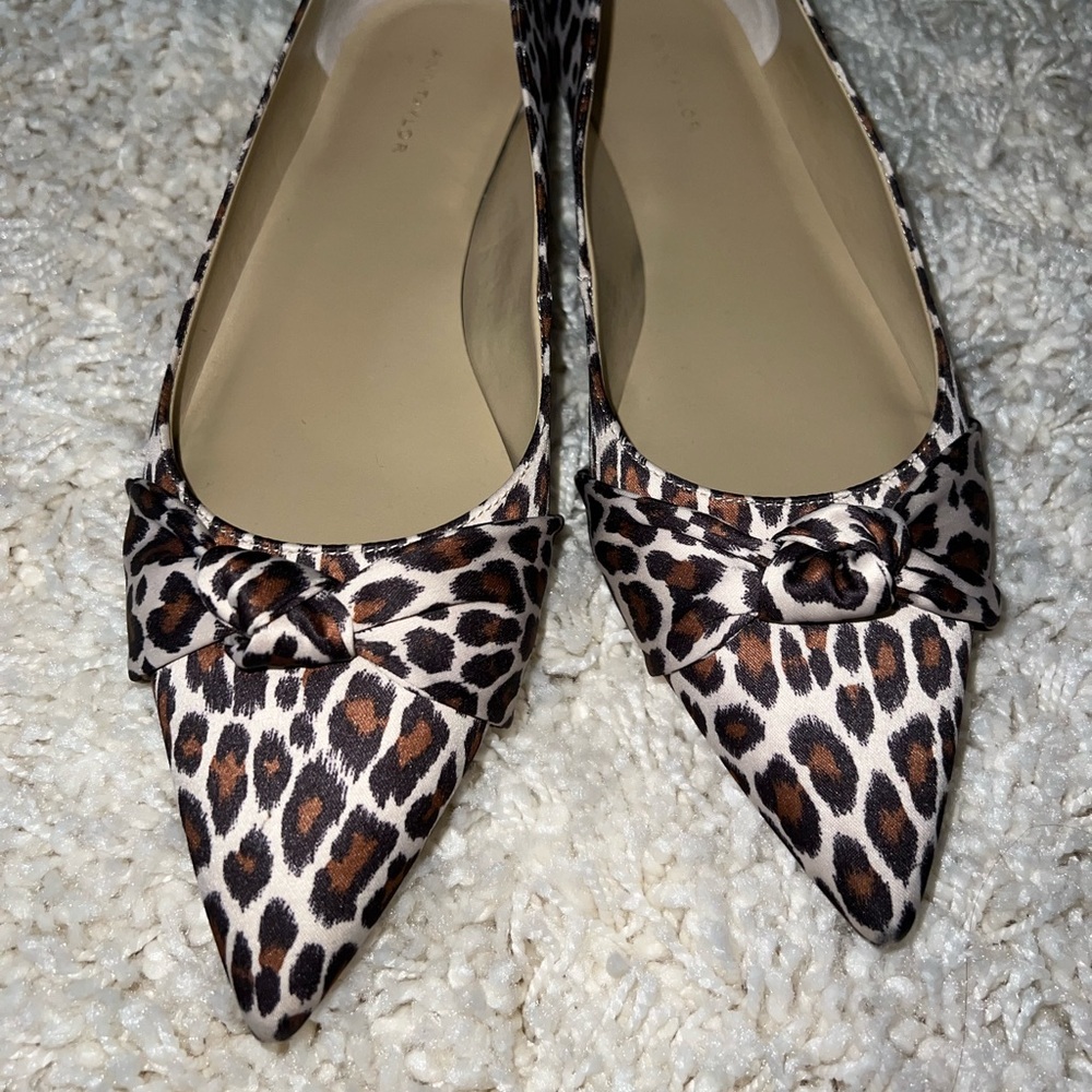 Womens size 8 leopard print flats